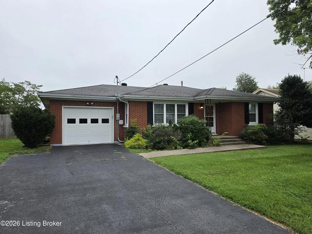 105 Greenhill Dr, Campbellsville, KY 42718