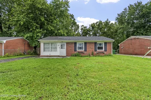5611 Ailanthus Trl, Louisville, KY 40219