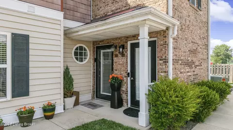 6516 Brook Bend Way #133, Louisville, KY 40229