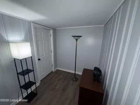 Bedroom - 505 E 16th St, Covington, KY 41014 photo 6 of 9