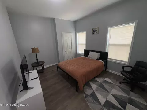Bedroom - 505 E 16th St, Covington, KY 41014 photo 8 of 9