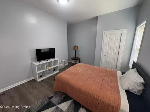Bedroom - 505 E 16th St, Covington, KY 41014 photo 9 of 9
