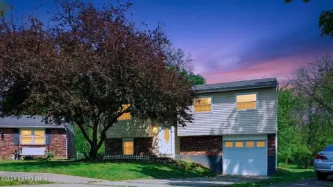 4601 Logby Pl, Louisville, KY 40272