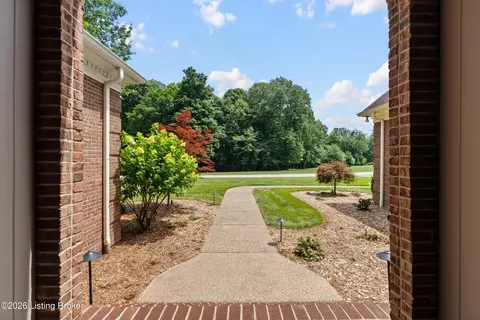 Entry Way - 3616 Eagles Trce, Floyds Knobs, IN 47119 photo 20 of 20