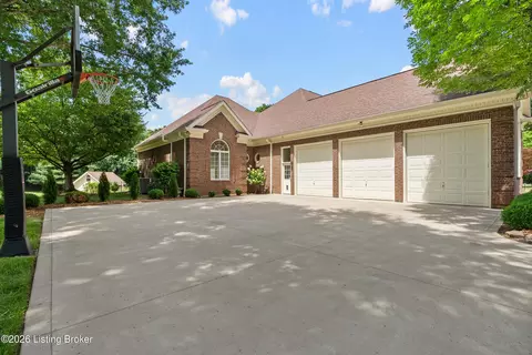 Exterior - 3616 Eagles Trce, Floyds Knobs, IN 47119 photo 16 of 18