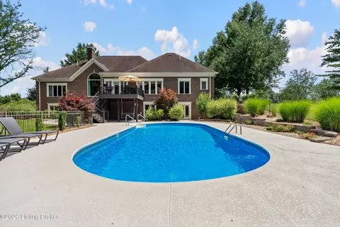 Exterior - 3616 Eagles Trce, Floyds Knobs, IN 47119 photo 7 of 18