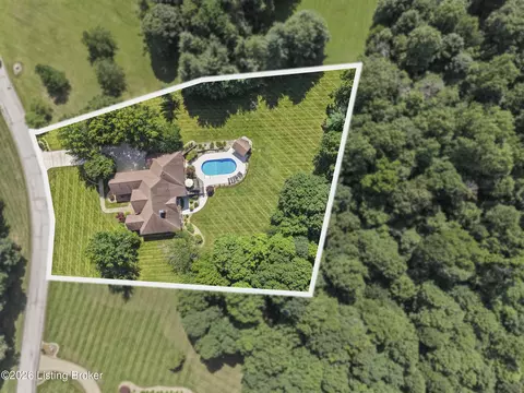 View/Area - 3616 Eagles Trce, Floyds Knobs, IN 47119 photo 2 of 5