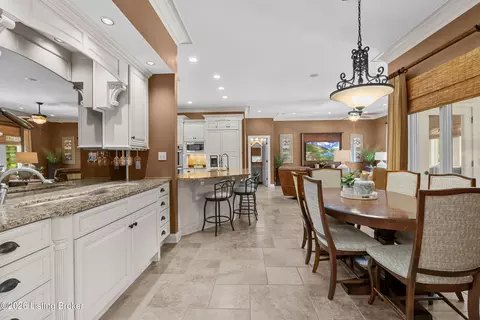 Dining - 3616 Eagles Trce, Floyds Knobs, IN 47119 photo 5 of 5