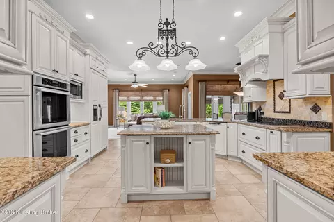 Kitchen - 3616 Eagles Trce, Floyds Knobs, IN 47119 photo 1 of 6