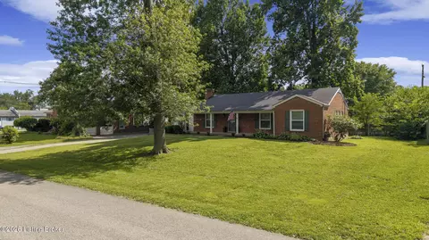 1702 Devondale Dr, Louisville, KY 40222