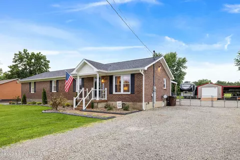 380 Oakrun Dr, Mount Washington, KY 40047
