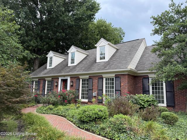 406 Club Ln, Louisville, KY 40207