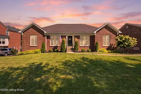 401 Wickfield Dr, Louisville, KY 40245