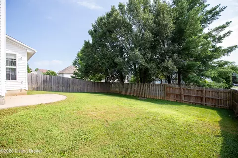 Exterior - 4909 Middlesex Dr, Louisville, KY 40245 photo 5 of 6