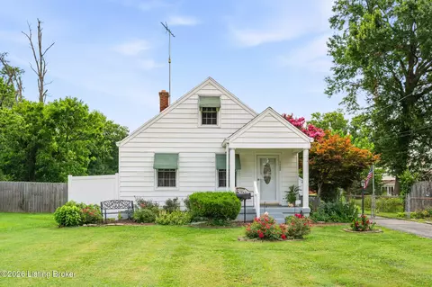 1122 W Indian Trl, Louisville, KY 40213