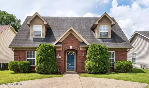 4820 Arroyo Trl, Louisville, KY 40229