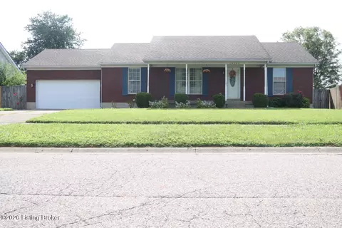 10002 Lancewood Rd, Louisville, KY 40229