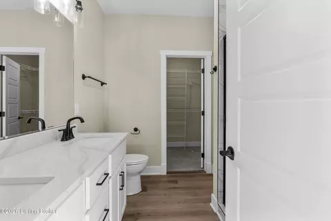 Bath - 7014 Dylan Cir, Georgetown, IN 47122 photo 1 of 2