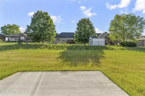 Exterior - 7014 Dylan Cir, Georgetown, IN 47122 photo 7 of 9