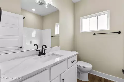 Bath - 7014 Dylan Cir, Georgetown, IN 47122 photo 2 of 2