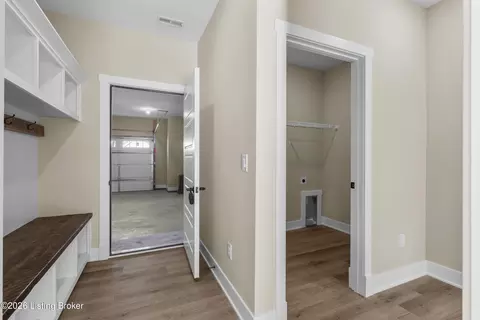 Entry Way - 7014 Dylan Cir, Georgetown, IN 47122 photo 7 of 15