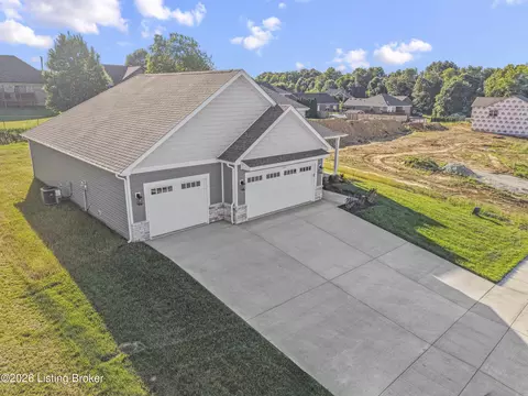 View/Area - 7014 Dylan Cir, Georgetown, IN 47122 photo 1 of 5