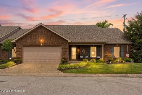 36 Trace Ln, Shelbyville, KY 40065