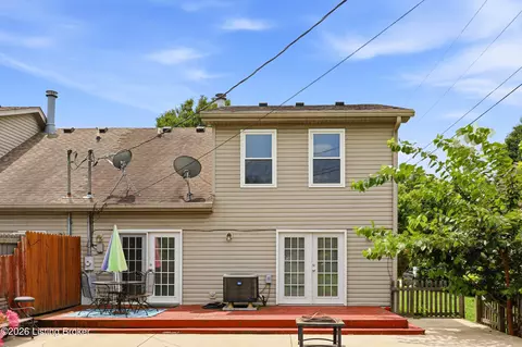 Exterior - 186 Beechtree Ln, Mount Washington, KY 40047 photo 6 of 11