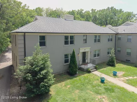 2316 Grinstead Dr #4, Louisville, KY 40204