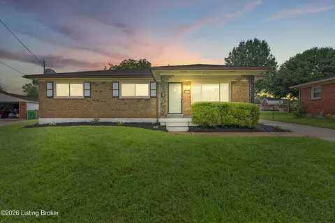 6706 Lunar Dr, Louisville, KY 40258