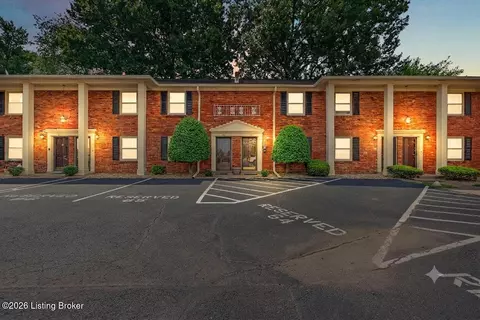 1926 Goldsmith Ln UNIT 85, Louisville, KY 40218