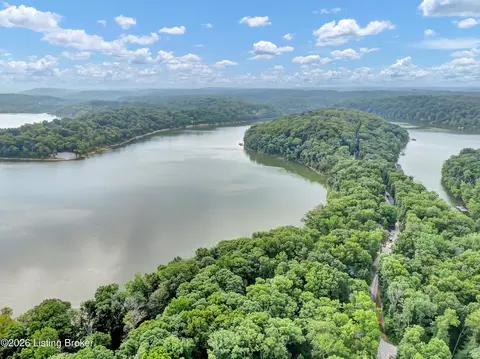 View/Area - 140 Hudson Rd, Bee Spring, KY 42207 photo 6 of 13