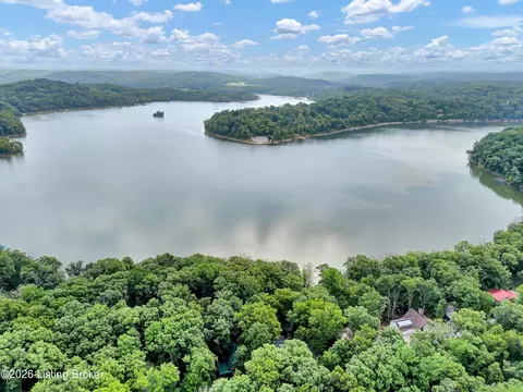 View/Area - 140 Hudson Rd, Bee Spring, KY 42207 photo 5 of 13
