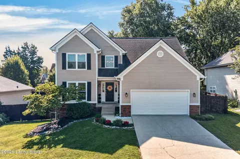 9524 Poplar Hill Dr, Crestwood, KY 40014