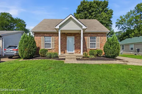 7714 Texlyn Ct, Louisville, KY 40258