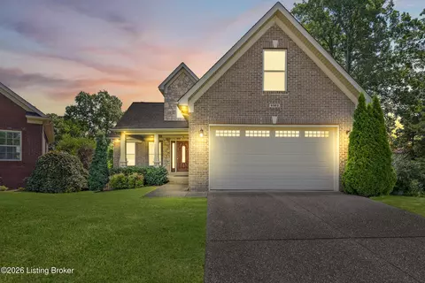 6503 Fernhill Ct, Louisville, KY 40291