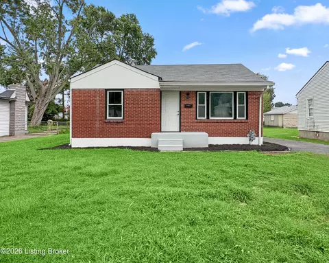 10407 Villa Dr, Louisville, KY 40272