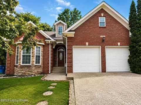 4201 Sunny Crossing Dr, Louisville, KY 40299