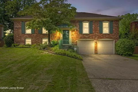 818 Dorsey Way, Louisville, KY 40223