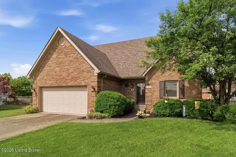 400 Olde Colony Cv, Louisville, KY 40214
