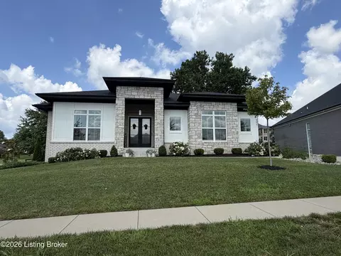 4027 Thomas Farm Dr, Louisville, KY 40299