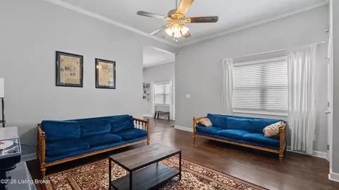 1035 E Caldwell St, Louisville, KY 40204