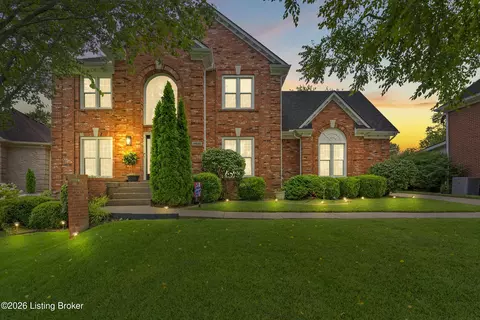 14606 Lake Bluff Pl, Louisville, KY 40245