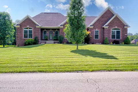 454 Cedar Creek Rd, Louisville, KY 40229