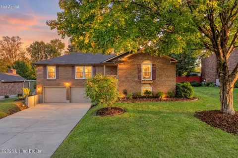 7601 Oswego Cir, Louisville, KY 40214