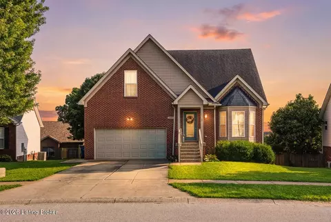 1125 Summit Dr, Shelbyville, KY 40065