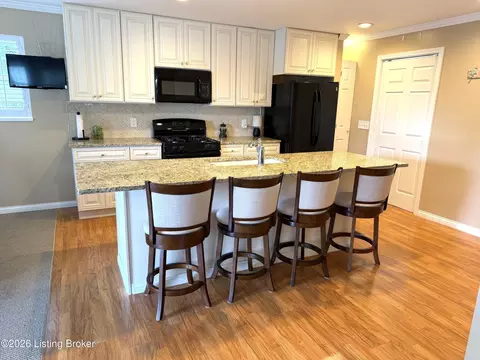 Kitchen - 2474 Cherry St, Crescent Springs, KY 41017 photo 1 of 6