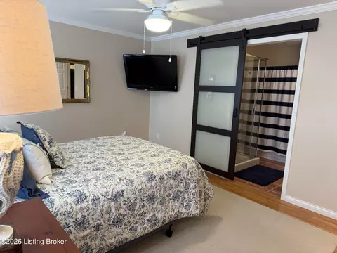 Bedroom - 2474 Cherry St, Crescent Springs, KY 41017 photo 3 of 3