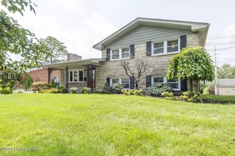 4021 Blossomwood Dr, Louisville, KY 40220