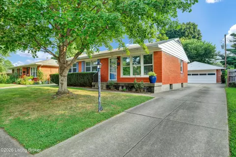 3511 Autumn Way, Louisville, KY 40218